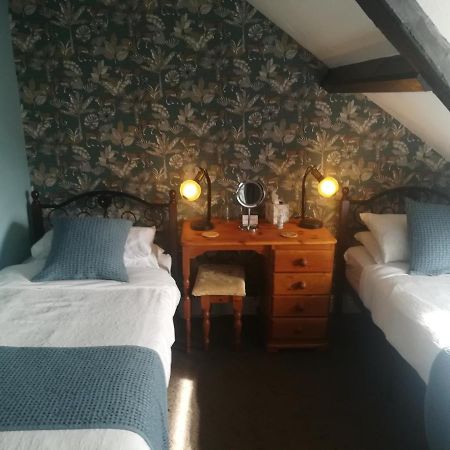 Tara Bed & Breakfast Fishguard Dış mekan fotoğraf